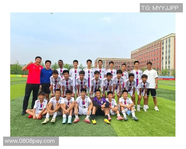 足球美育在青少年成长中的重要性与实践探索